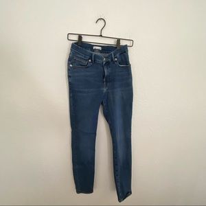 GOOD AMERICAN Women’s 28 Skinny Denim Jean